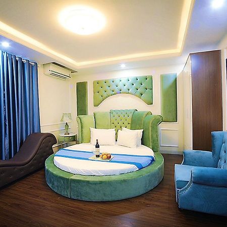Hotel Royal II La Phu  Zewnętrze zdjęcie